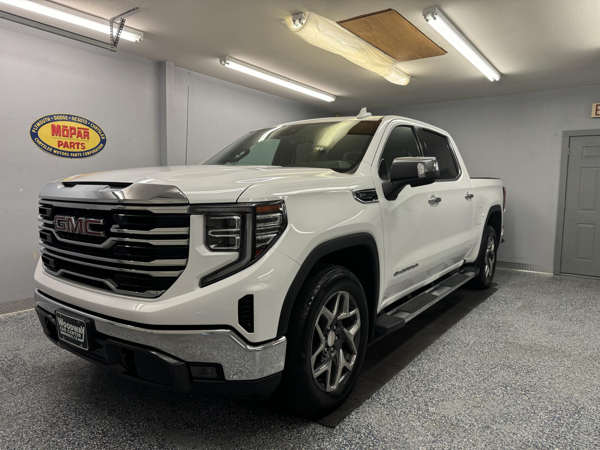 photo of 2023 GMC Sierra 1500 SLT Crew Cab One Owner Loaded Extra Clean!!!