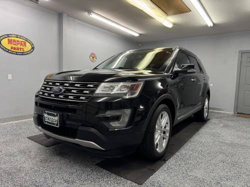 2017 Ford Explorer Limited 4WD Loaded Extra Clean!!!