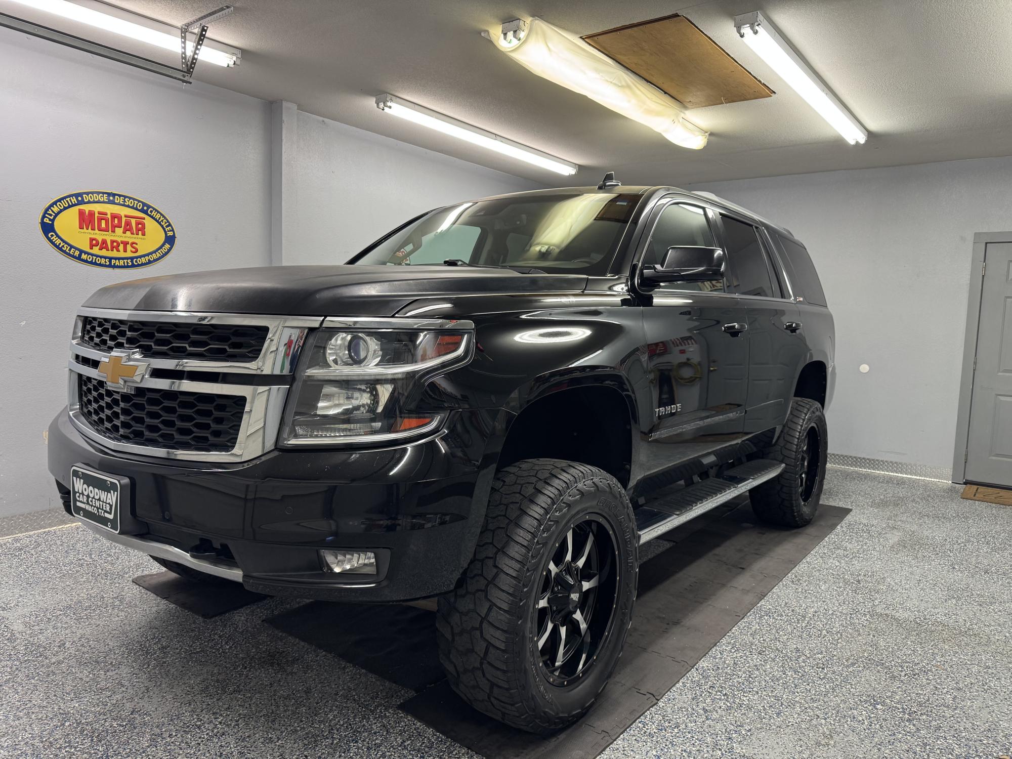 photo of 2015 Chevrolet Tahoe LT Z71 4WD Loaded!!!