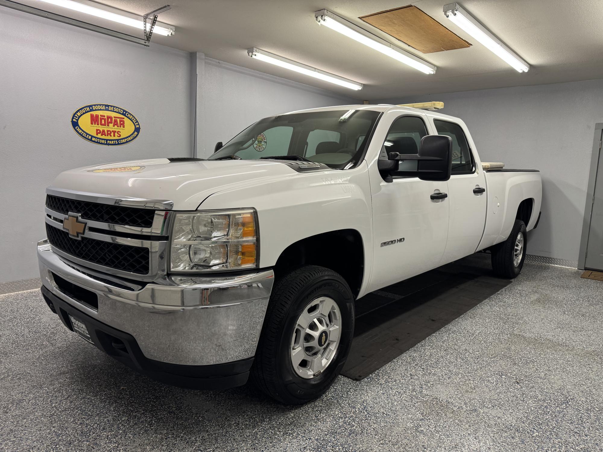 photo of 2013 Chevrolet Silverado 2500HD 6.6L V8 Turbo Diesel Crew Cab