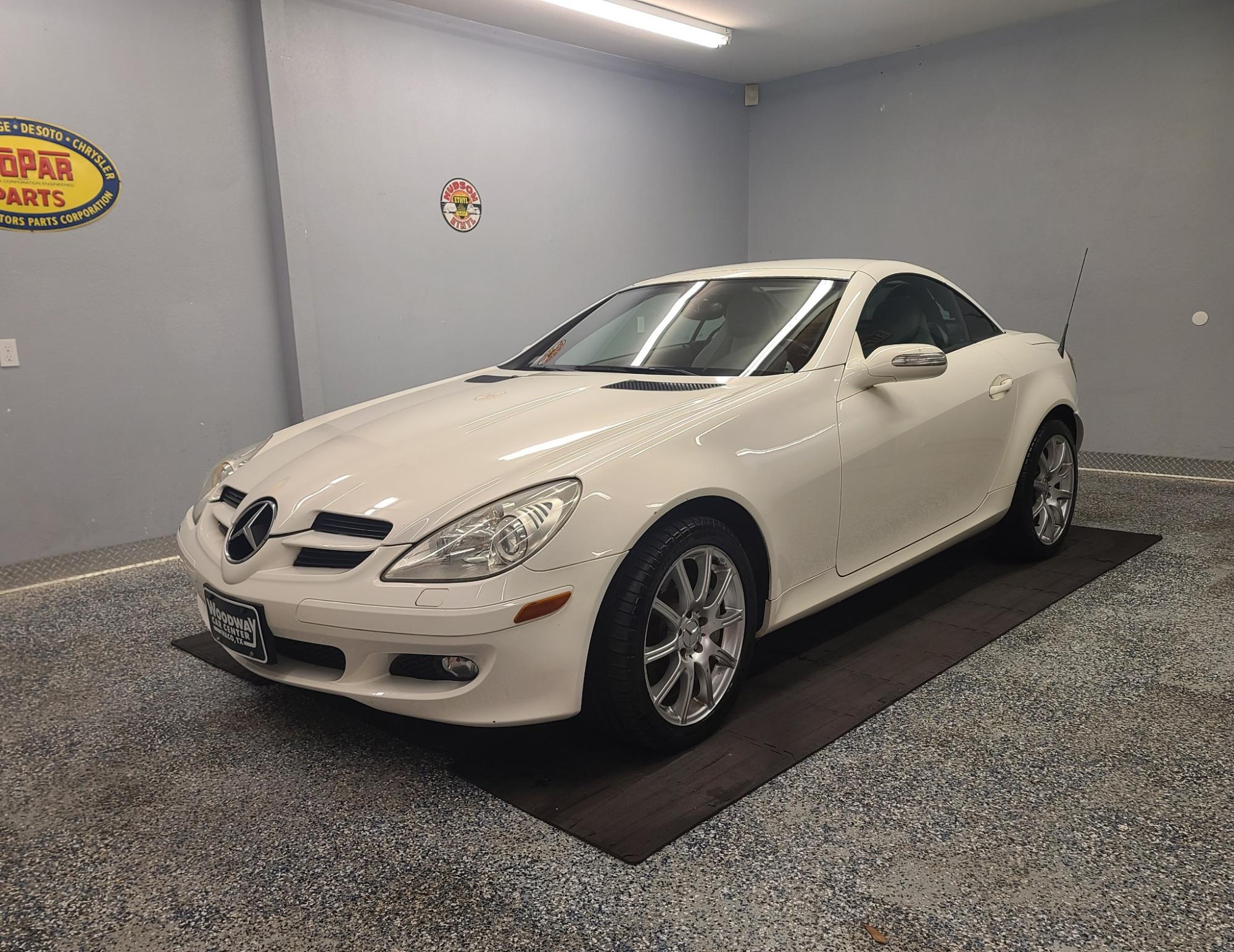 photo of 2005 Mercedes-Benz SLK350 Convertible