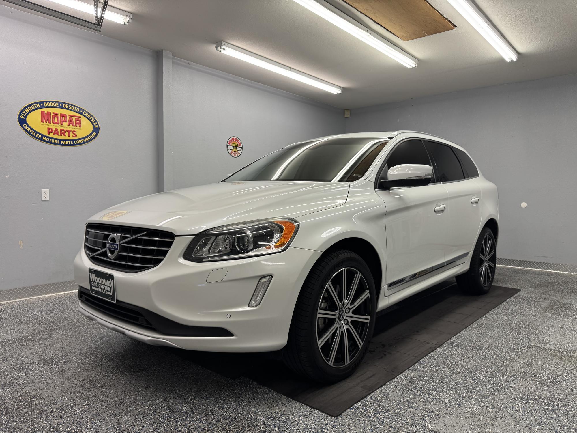 photo of 2015 Volvo XC60 T6 Drive-E Platinum FWD One Owner Extra Clean!!!