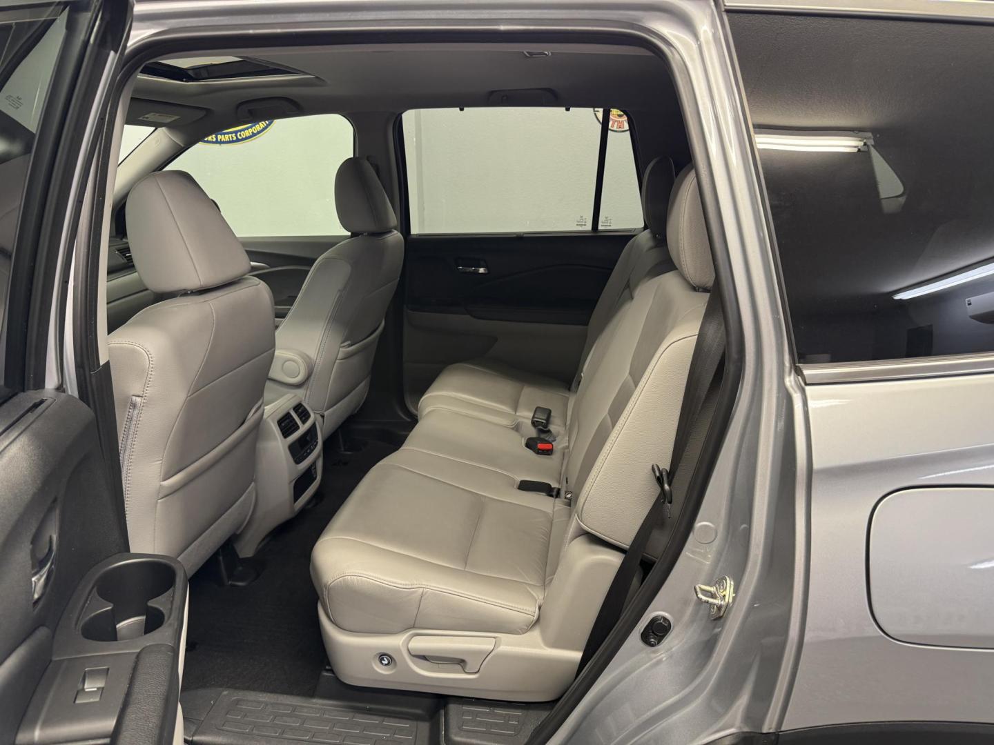 $view_url - Photo#15