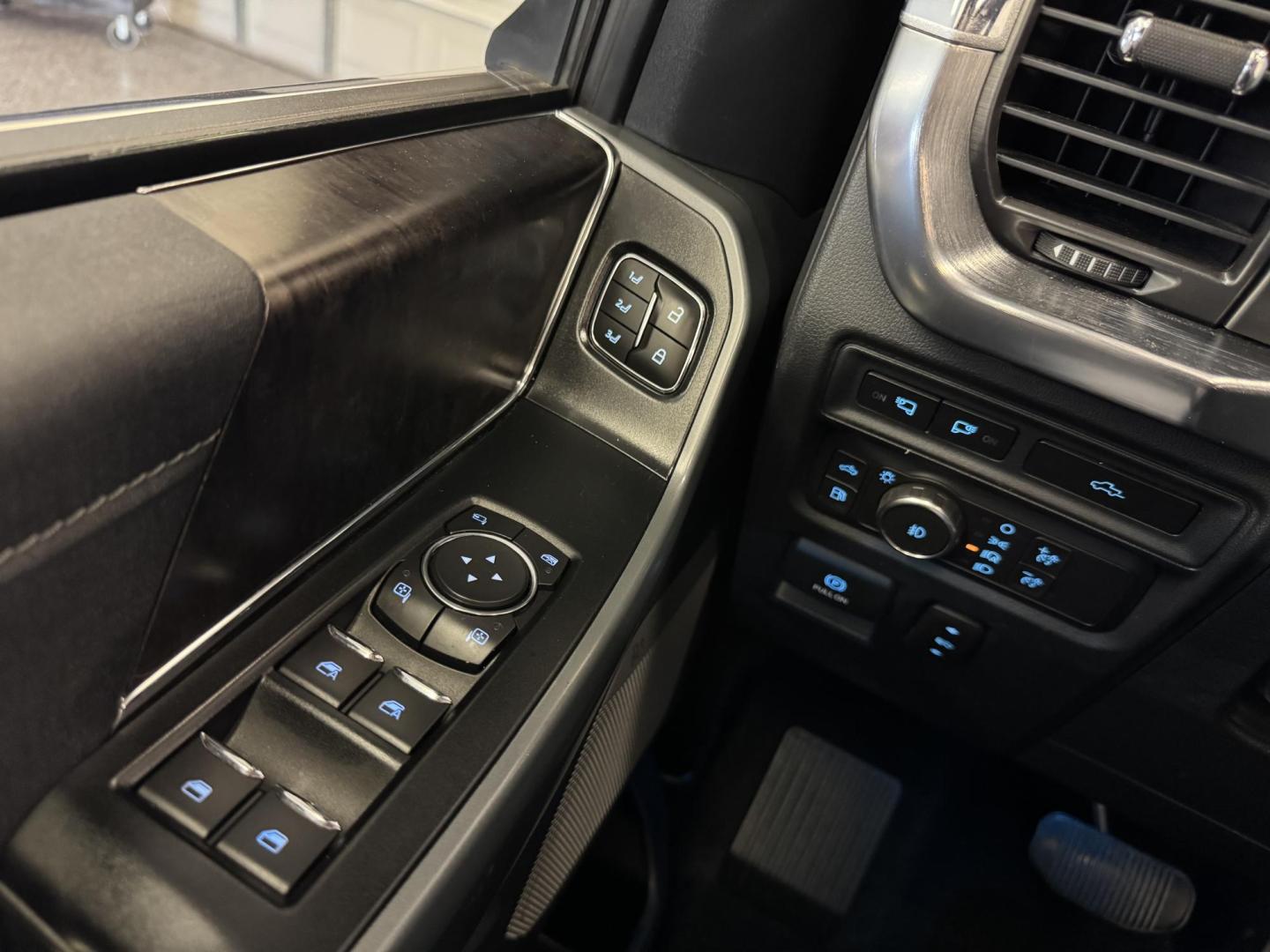 $view_url - Photo#24