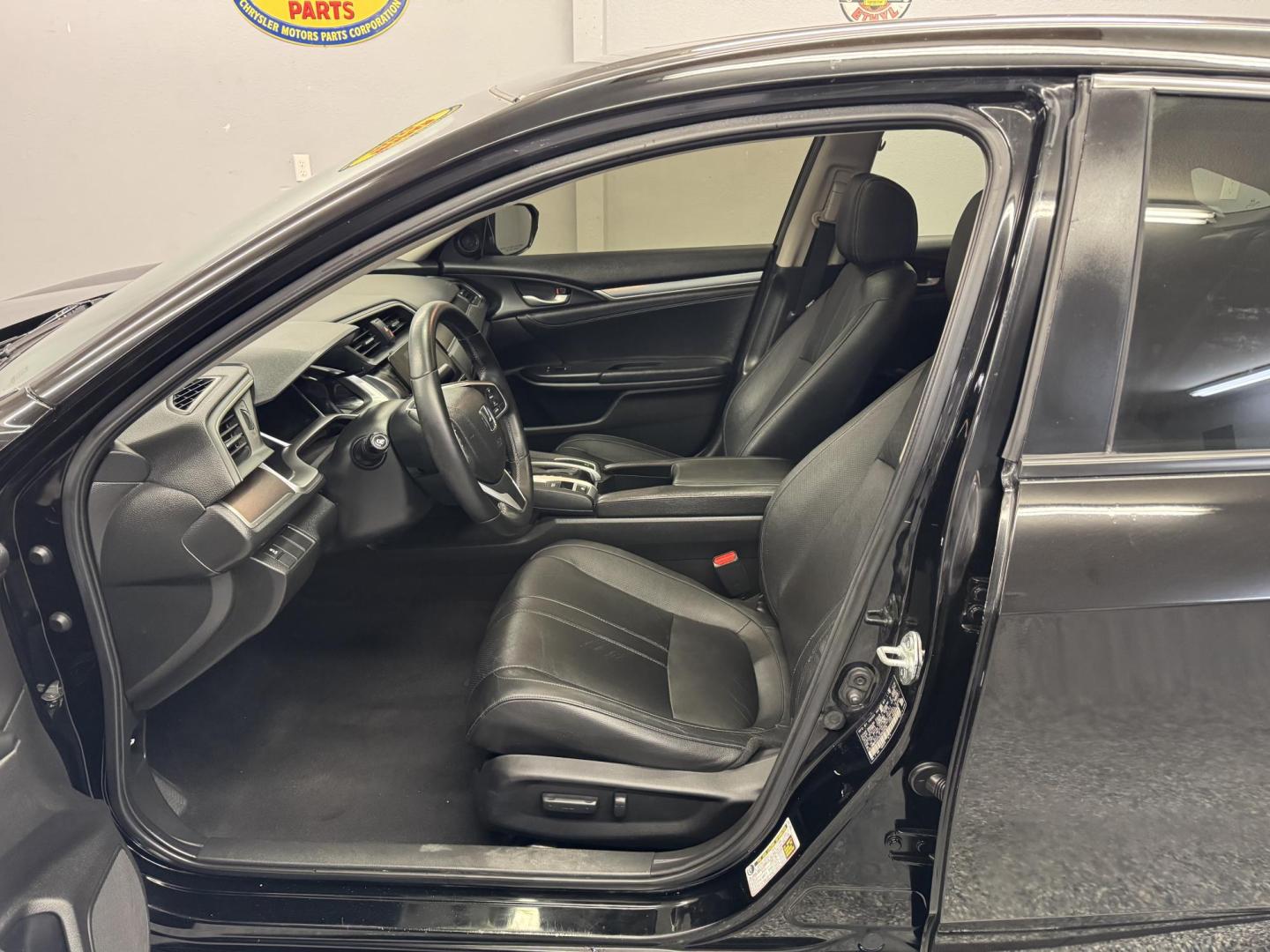 $view_url - Photo#12