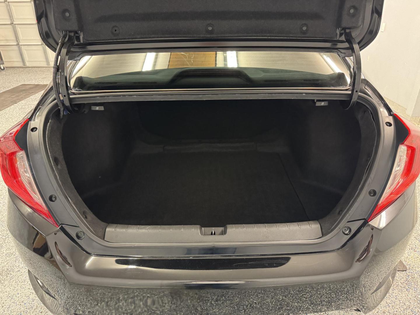 $view_url - Photo#18