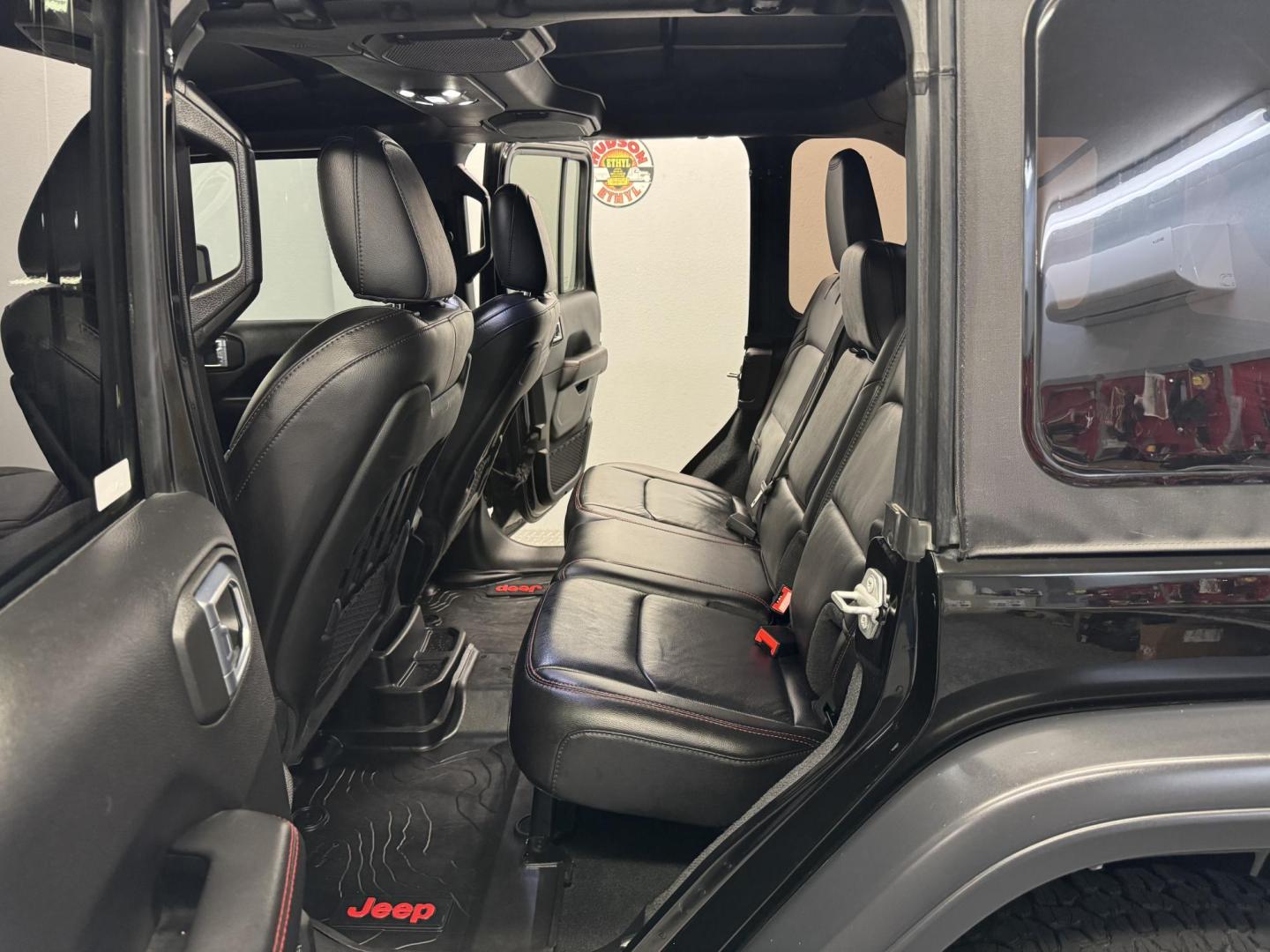 $view_url - Photo#16