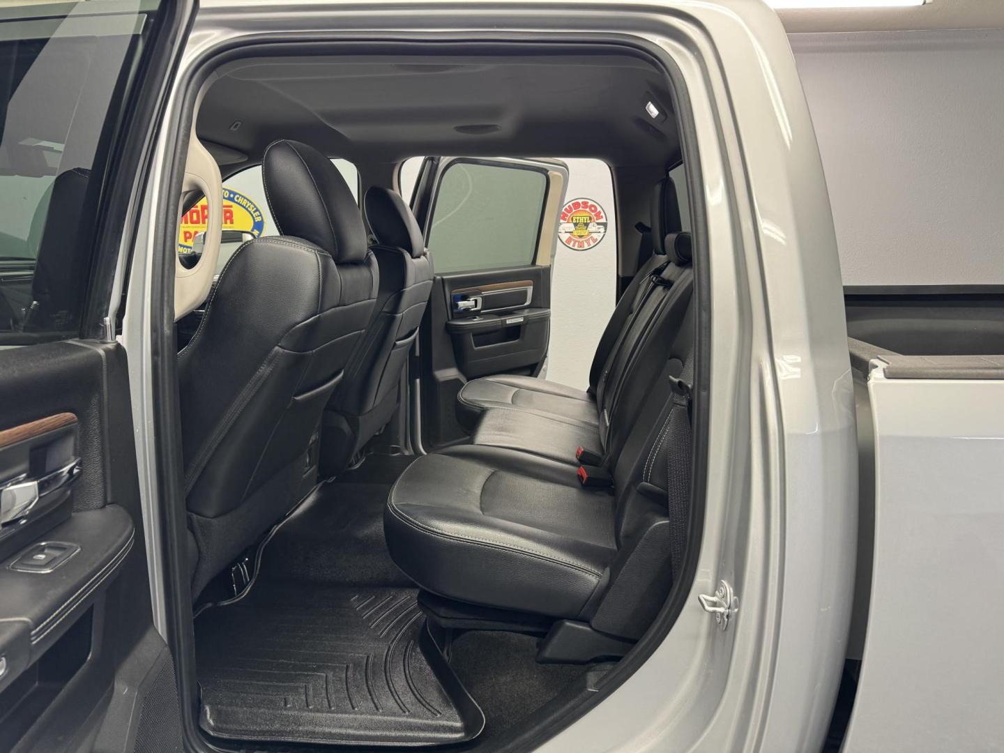 $view_url - Photo#17