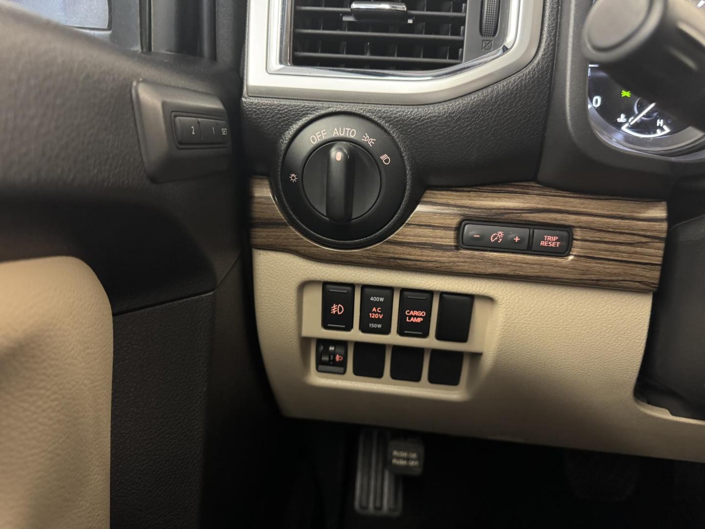 $view_url - Photo#19