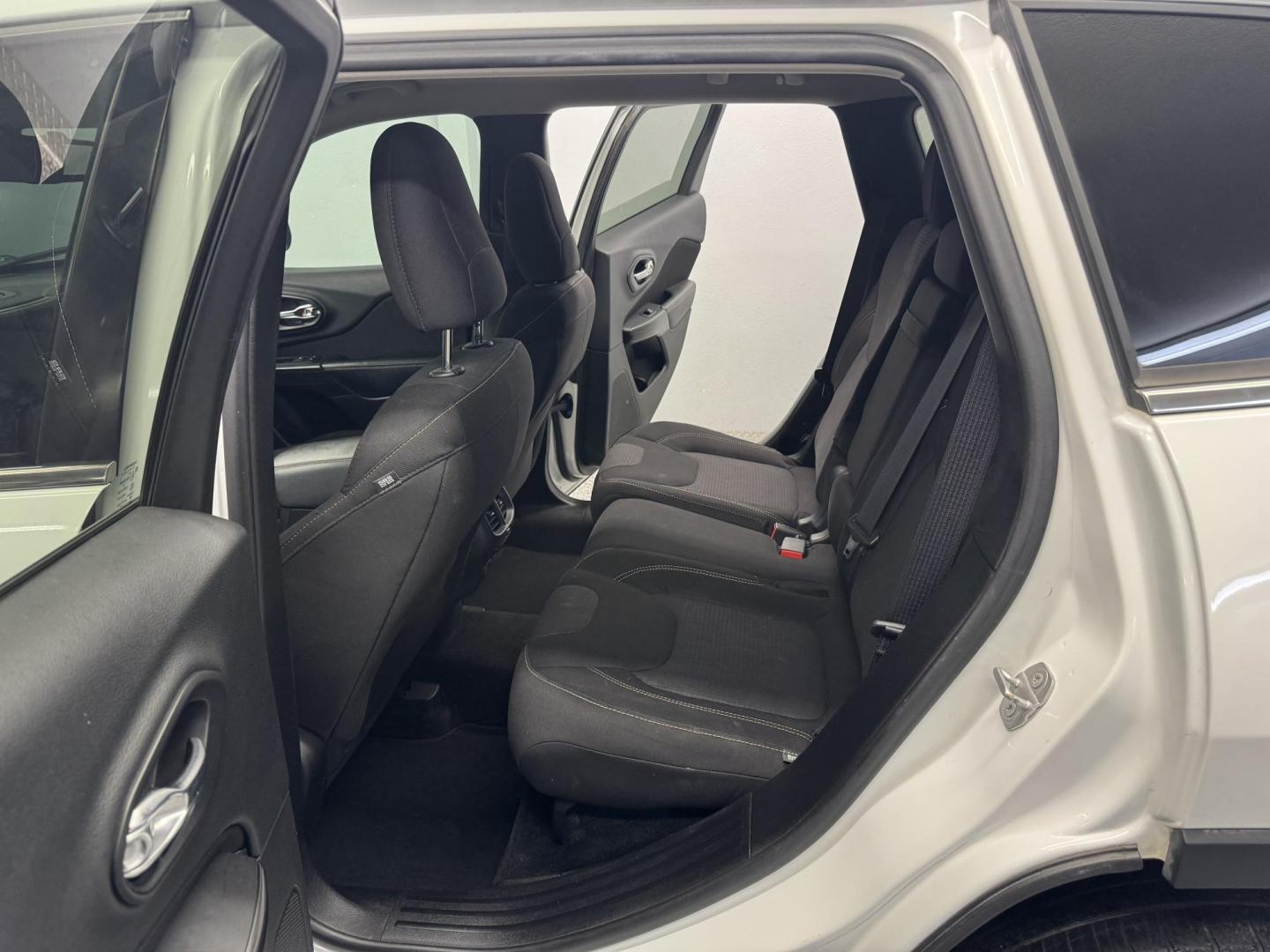 $view_url - Photo#14