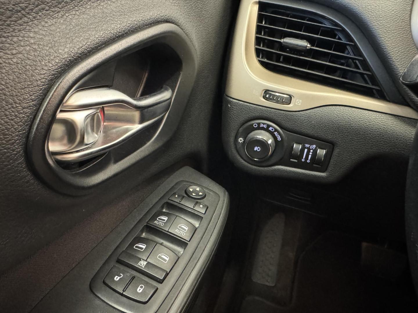 $view_url - Photo#18